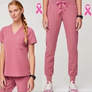 Figs breast cancer pink quartz Catalina scrub top SZ M